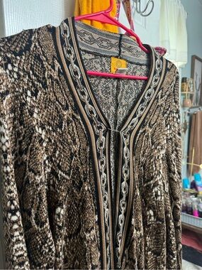 Ruby Rd. Brown and Black Patterned V-Neck snake print duster/ Cardigan